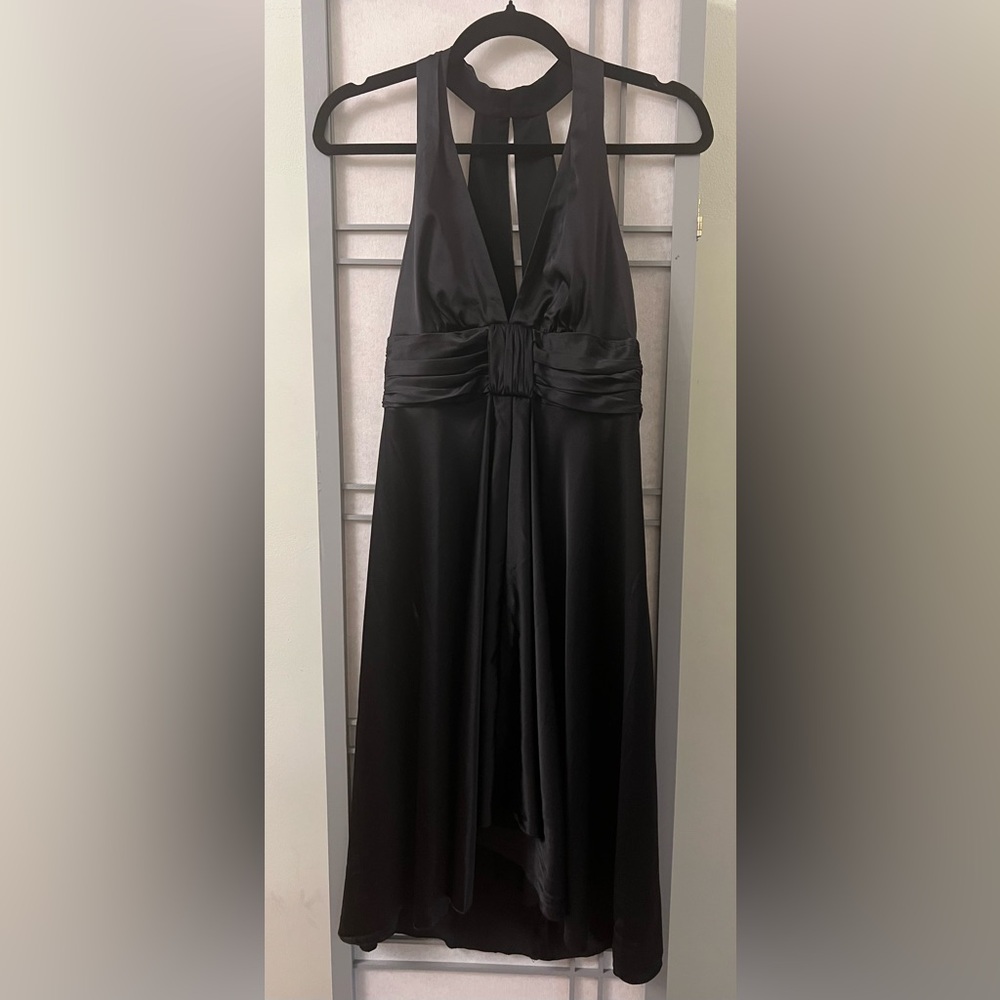 Trina Turk Size 2 Black Silk Halter Dress Event Sexy Y2K Midi Evening Deep V